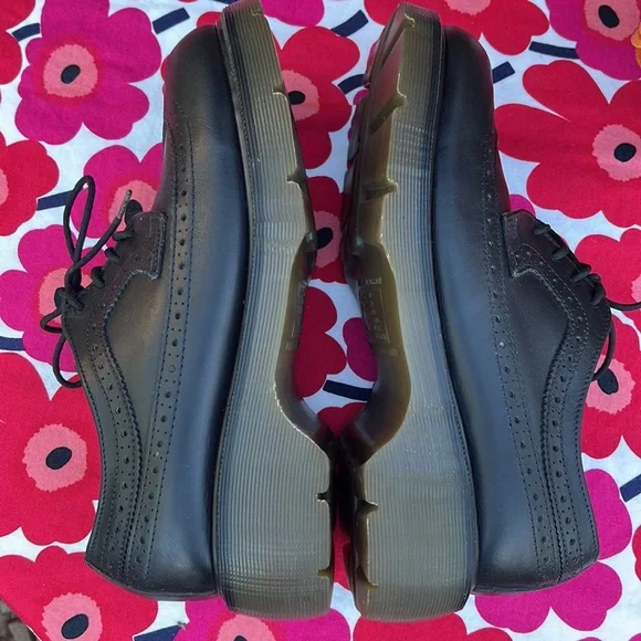 🏴󠁧󠁢󠁥󠁮󠁧󠁿 Vintage Dr. Martens Platform MIE Brogue Black Wingtip Oxfords UK 7